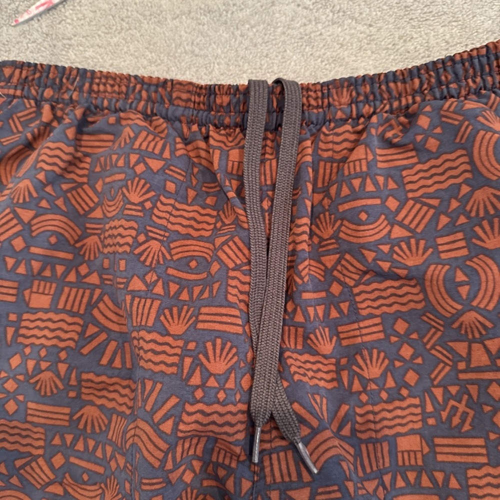 Patagonia Shorts Mens Small RUST/BLACK AZTEC Baggies Swim Trunks Lined - Picture 15 of 16